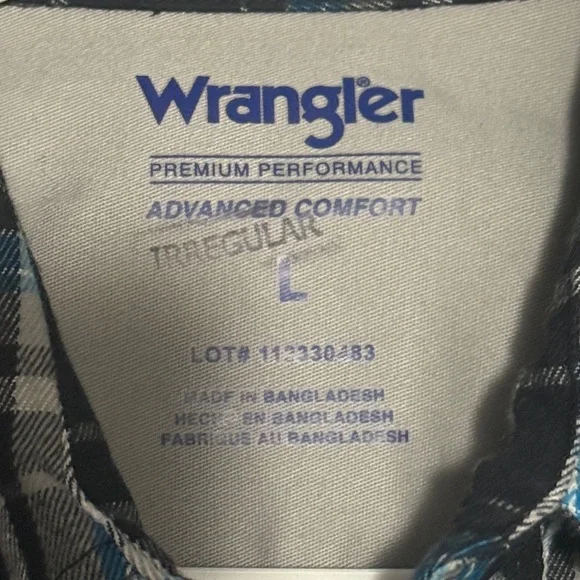 Wrangler Men's Plaid Shirt in Black and Blue Size Large - Picture 4 of 6